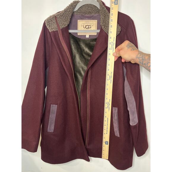 RARE BURGUNDY UGG COAT SIZE M - Picture 6 of 12